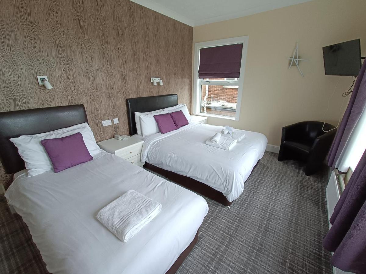 Hotel Palm Court 3*