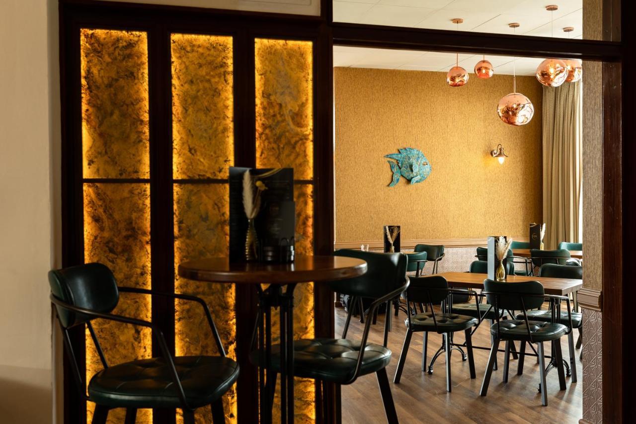 Hotel Palm Court 3*